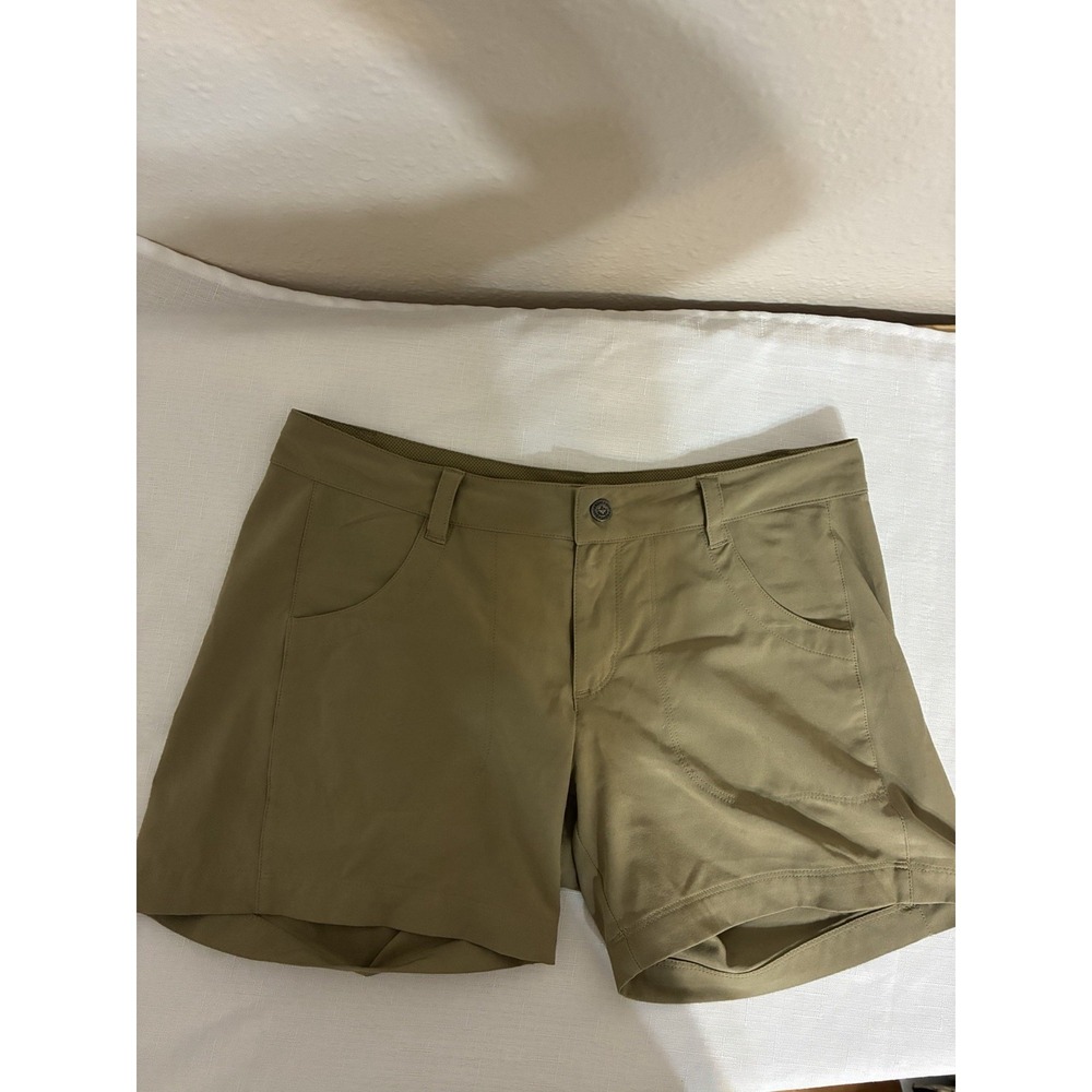 Patagonia Women's  Hiking Shorts Quick Dry Size 6